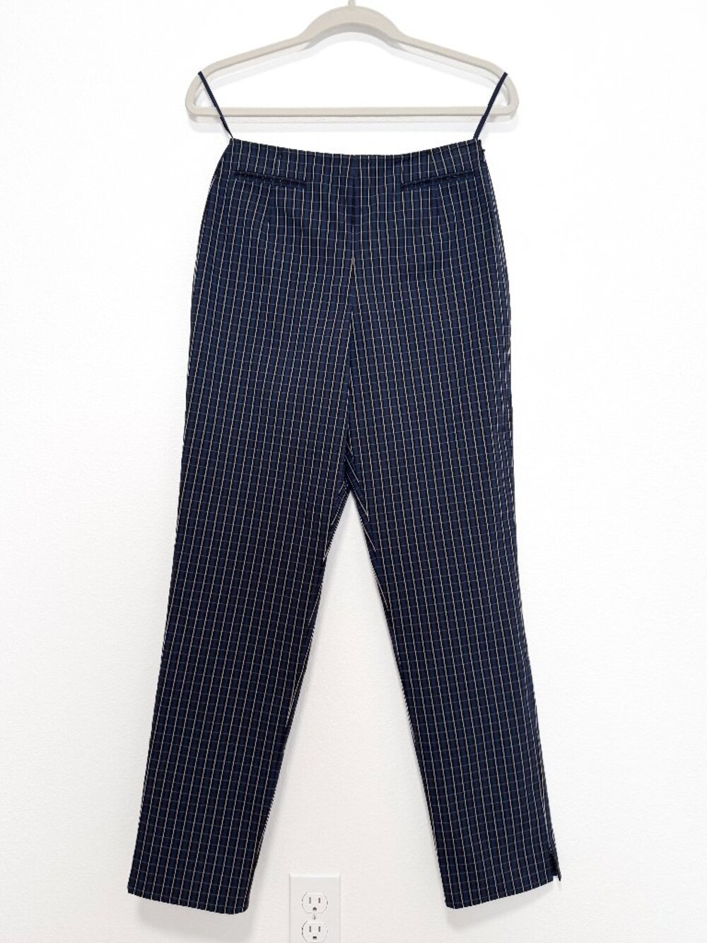 90s Y2K EMANUEL Emanuel Ungaro Blue and Black Check Cigarette Pants Size 6 / 40